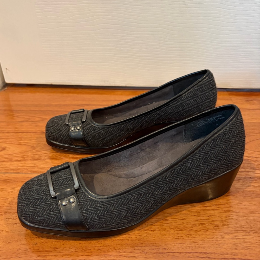 Elegant Black Pattern Y2K Wedge Shoes
